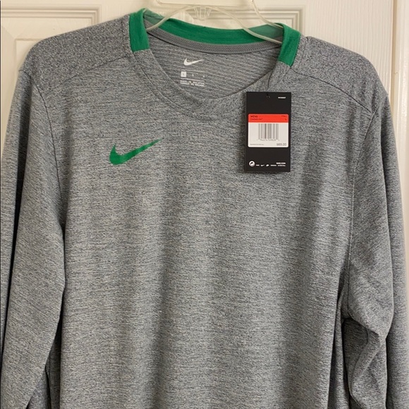Nike Men’s Long Sleeve Shirt - Picture 4 of 7
